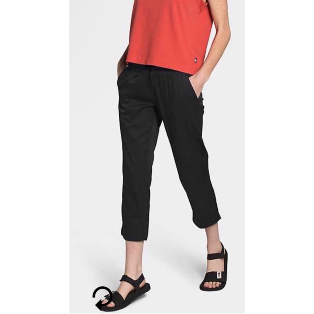 The North Face Women's Aphrodite Capri Medium